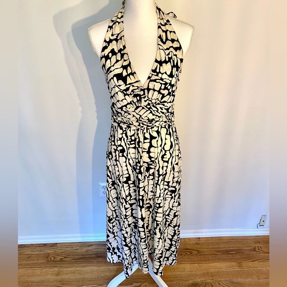 Elegant summer halter dress